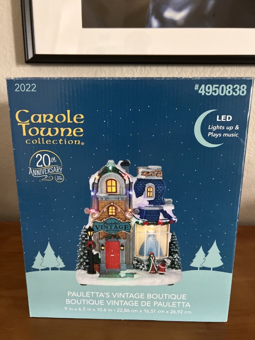 Carole Towne Christmas Village Paulettas Vintage Boutique 20th Lights and Music